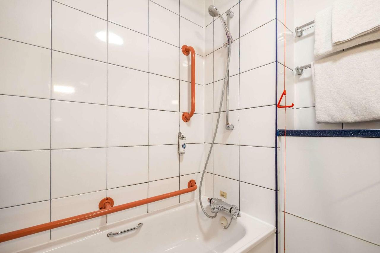 Comfort Inn Manchester North Middleton  Ngoại thất bức ảnh
